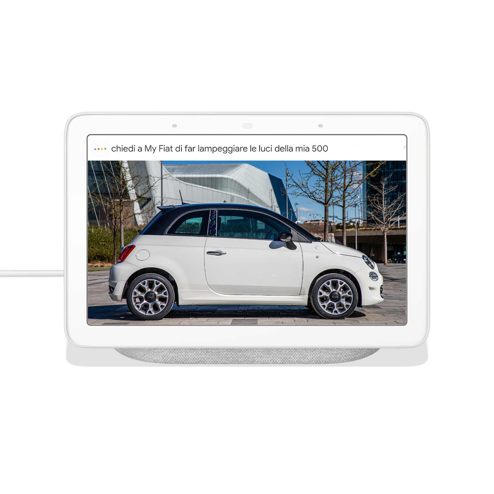 Immagine di un Nest Hub con dentro la foto di una Fiat 500.