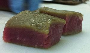 maturação a vacuo Carne maturada: carne parcialmente marrom-oxidada