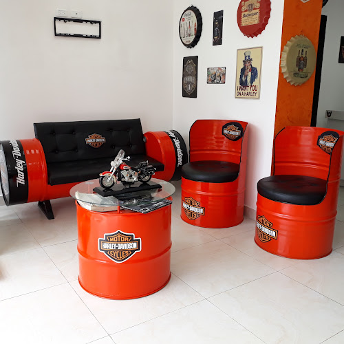 Biker'S Barber Tattoo - Quito