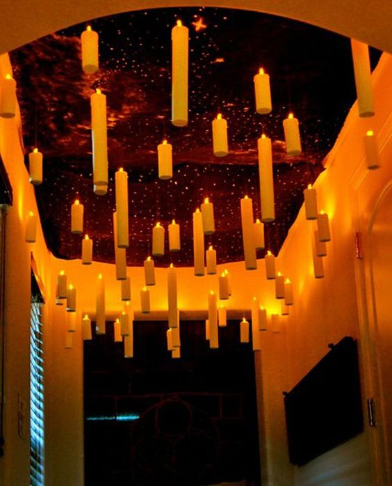 Ghostly Floating Candles & Lamp