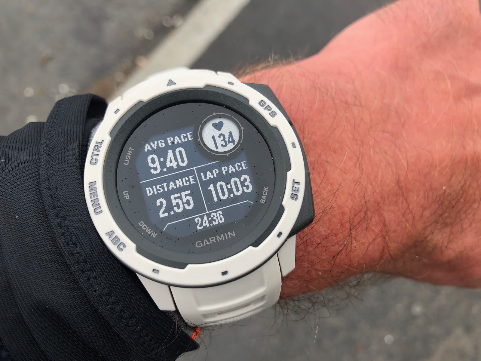 garmin 235 vs garmin instinct