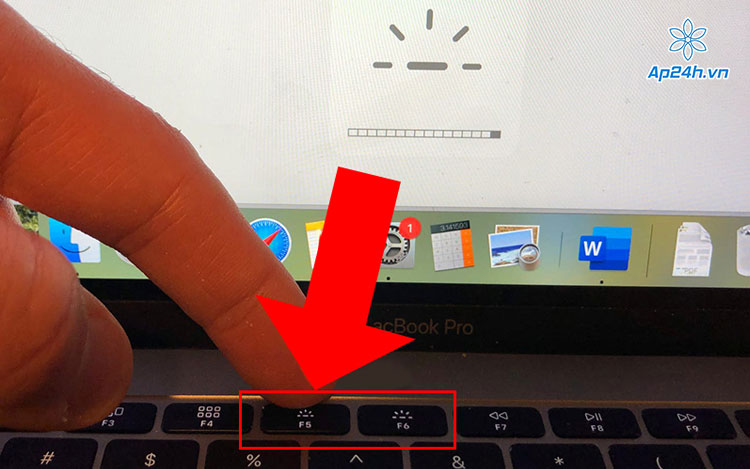 Tắt đèn bàn phím trên MacBook