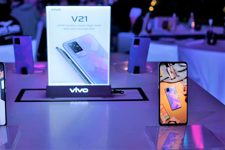 Mengenal Keunggulan Vivo V21, Tawarkan Desain Stylish dan Berbagai Fitur Kamera 1