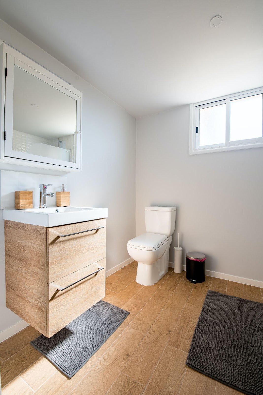 farmhouse bathroom floors