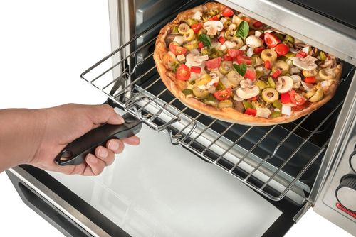 Baking Pizza Directly on the Rack 