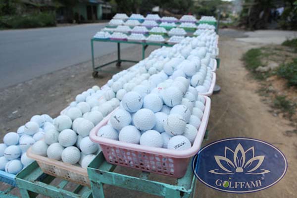 ban-bong-golf-gia-re.jpg