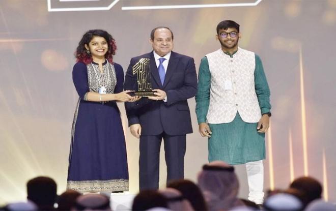 Egyptian President bestows Global Best M-GOV Awards on IIT Indore students