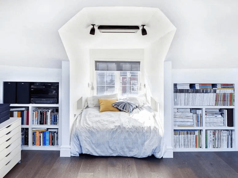 Mẫu phòng ngủ áp mái kết hợp phòng đọc sách 4