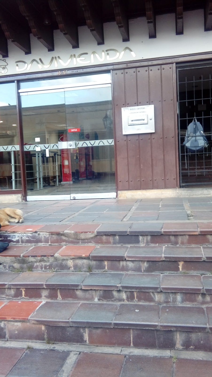 Banco Davivienda Plazoleta Bancaria