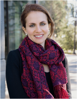 A person wearing a scarf

Description automatically generated with low confidence
