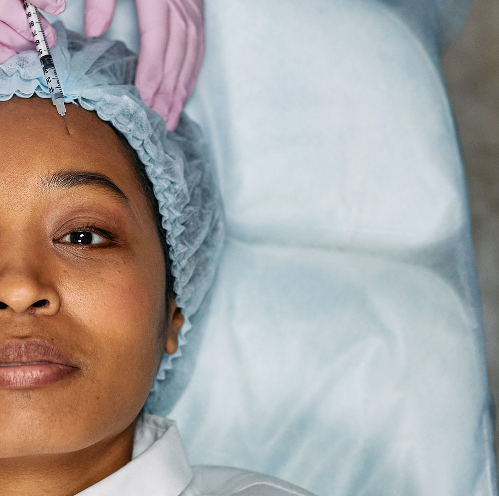 How Long Does Botox Last?: Full picture of  a lady getting the treatment