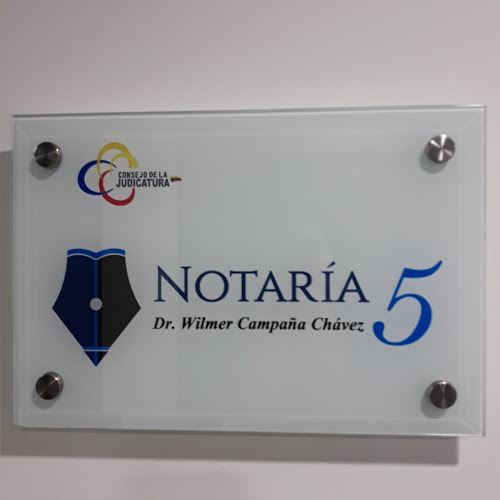 Comentarios y opiniones de Notaria 5