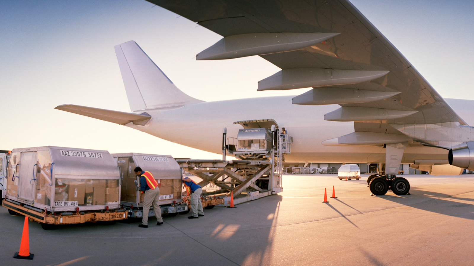 Vận chuyển hàng hóa thông qua đường air được rất nhiều khách hàng tin cậy