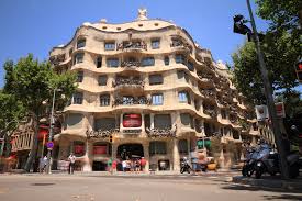 Image result for la pedrera surroundings