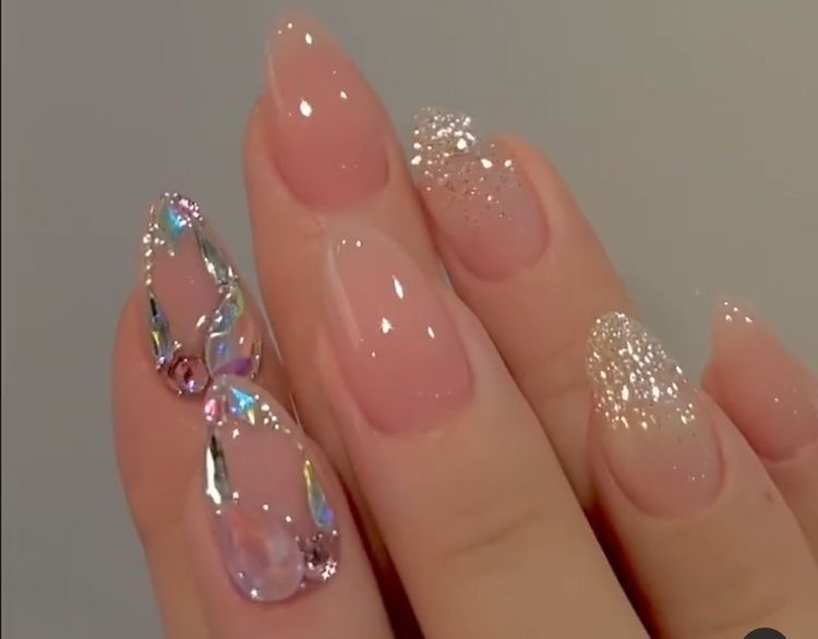 3d sparkle -Christmas nail art design 