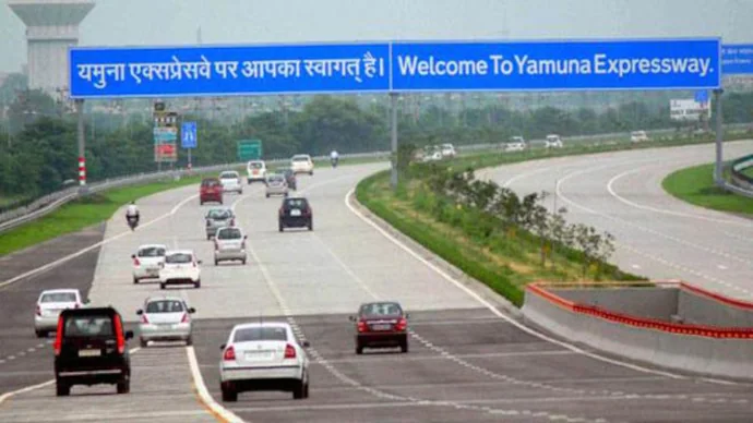 Yamuna Expressway: India’s Beacon of Infrastructure Development
