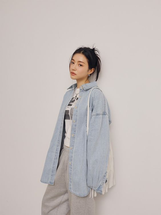 Áo khoác sơ mi unisex denim- item giúp nàng lên đồ chuẩn đẹp như fashionista