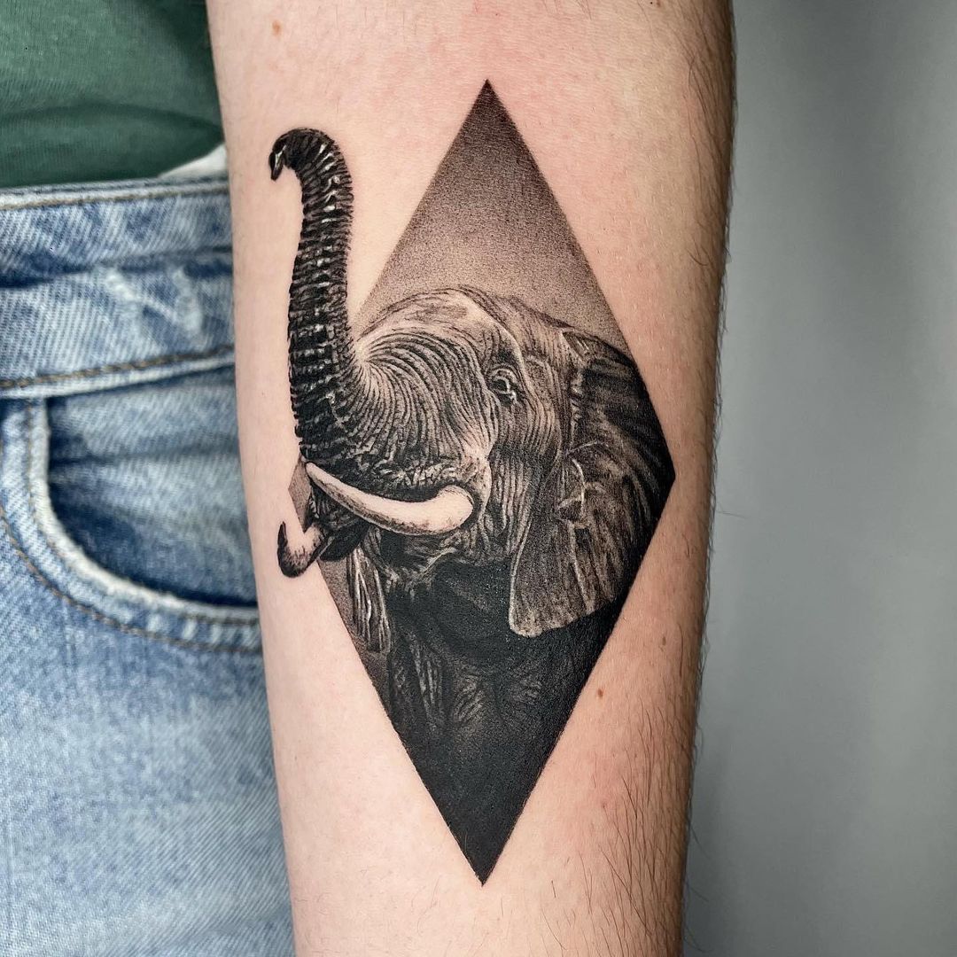 3D Diamond Shaped Elephant Tattoo