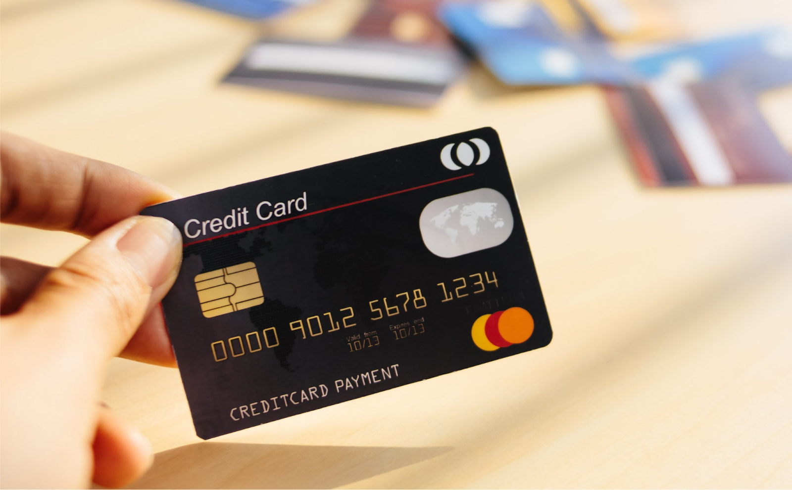 Có thẻ tín dụng nhưng không dùng có bị tính phí không?