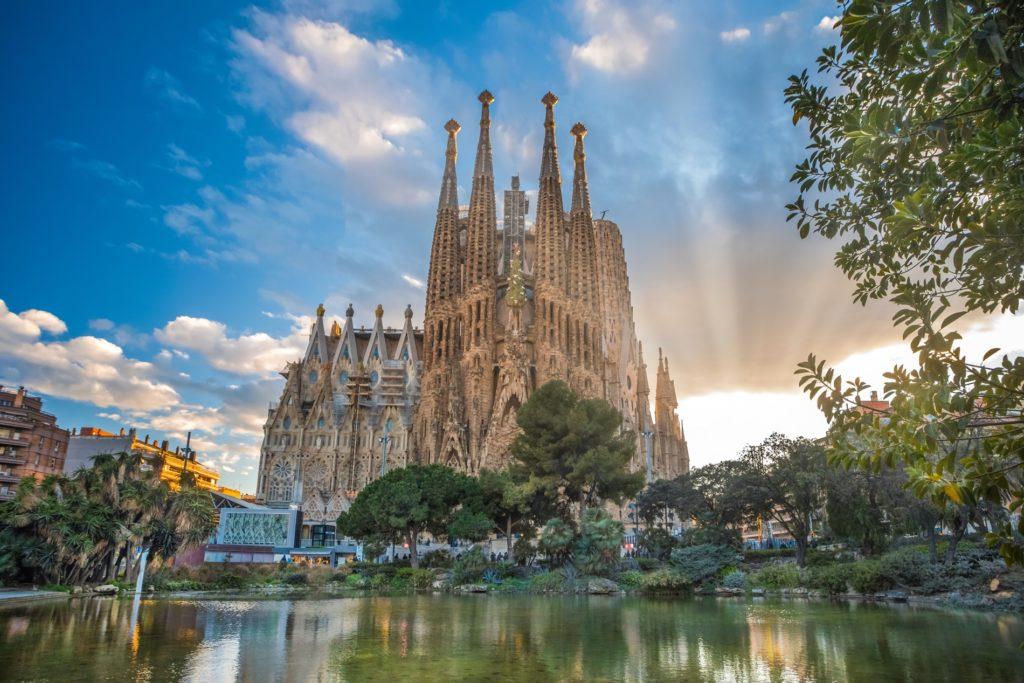 A Gaudi Cathedral in Spain That Operated Without Permission for 137 Years  Finally Has a Permit | artnet News
