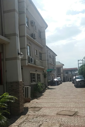 Vertex Hotel, 16 Fumnanya Odiachi Street, Isieke, Asaba, Nigeria, Park, state Delta