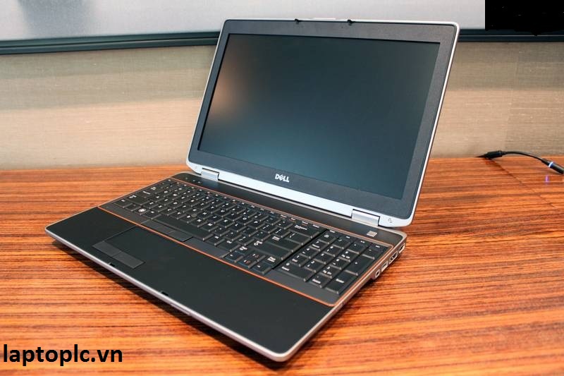 Dell Latitude E6420 17 1.jpg