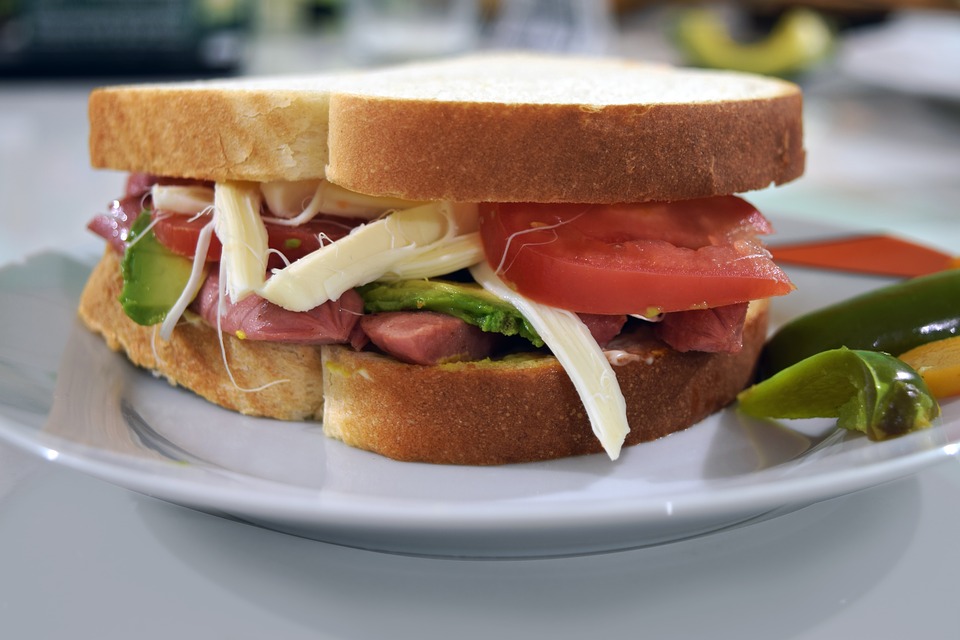 Bánh mì thịt nướng xe đẩy