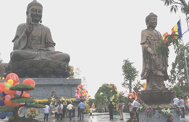 Tượng Thích ca mâu ni tại Nam Định