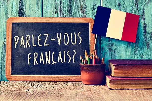 pregunta parlez encuentro français parís? ¿hablan francés? - frances fotografías e imágenes de stock