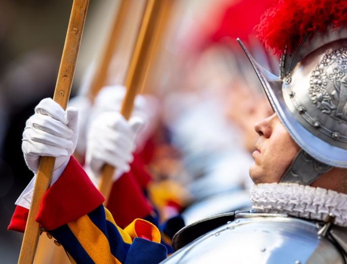 Những người lính của Giáo hoàng: Truyền thống lưu truyền của đội vệ binh Thụy sĩ Giáo hoàng ở Vatican