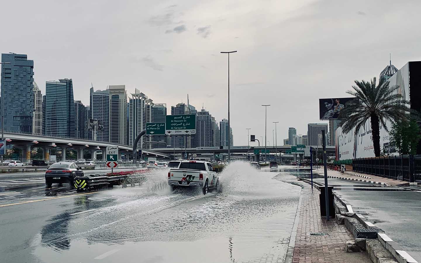 Gathering Near Valleys, Floods and Dams During Rainy Weather can cause you weather-related fine in Dubai