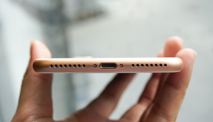 Sửa iPhone 8/8Plus/X hỏng Micro