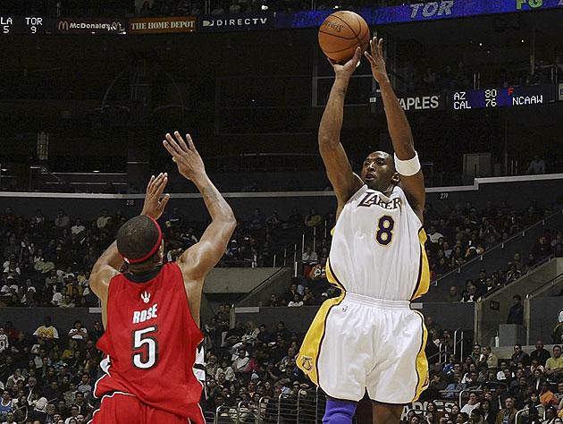 Kobe Bryant's 81-point game against the Raptors was fueled by pepperoni  pizza