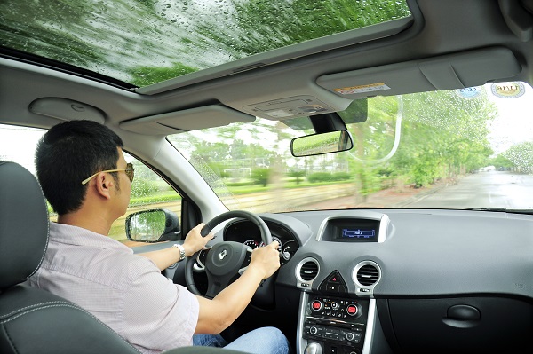 Trở thành tài xế xe con cho gia đình