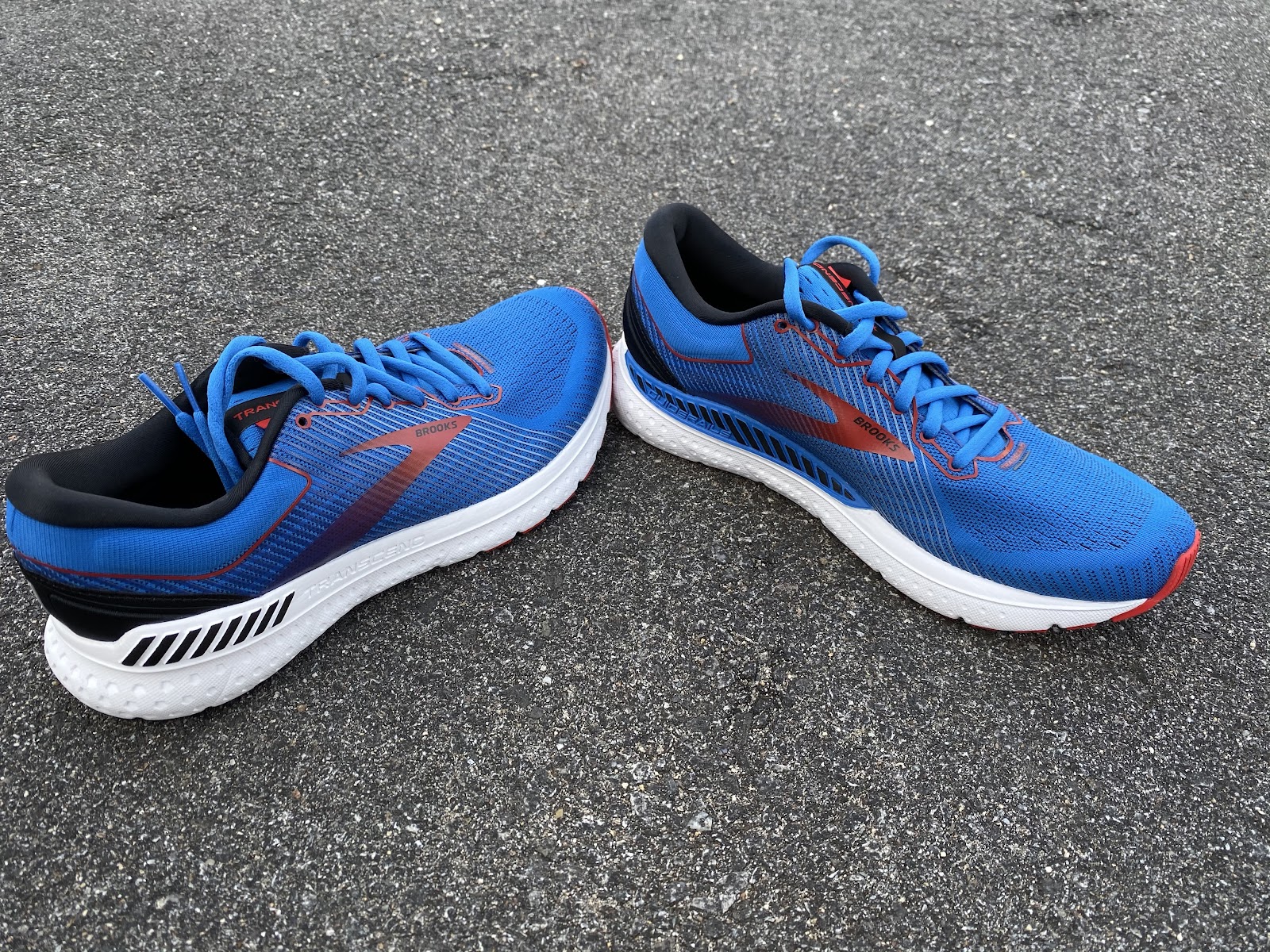 brooks transcend shoe review