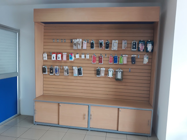 Junto a INTERLAB, Av. Principal de Entre Rios, Samborondón 092301
