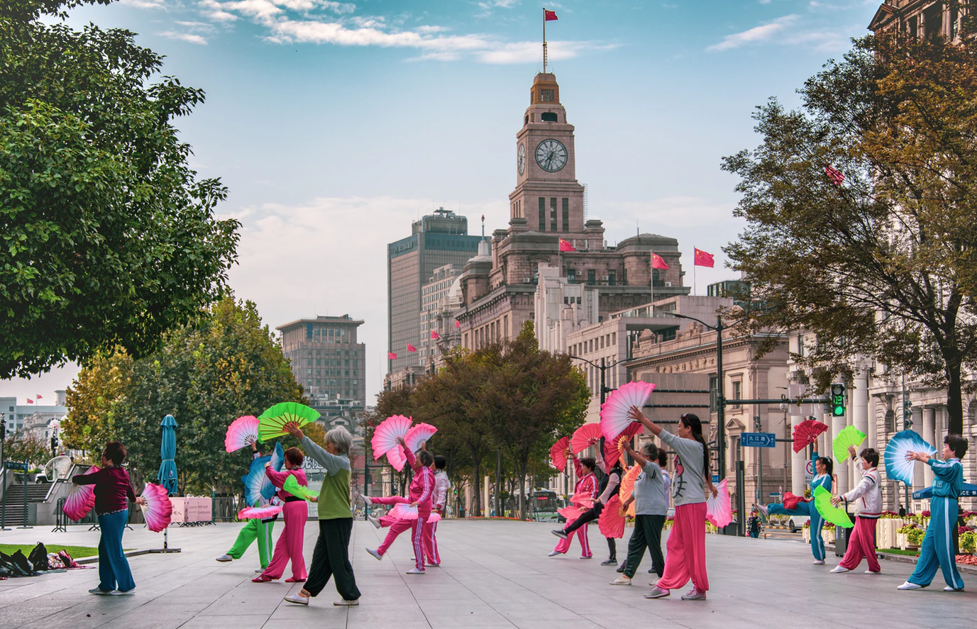 People dancing