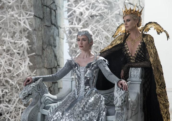 3. THE HUNTSMAN : WINTER’S WAR  2