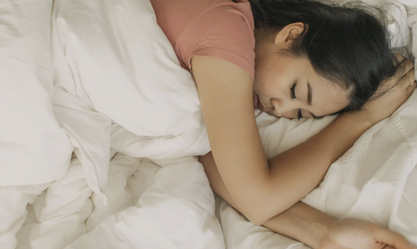 buồn ngủ nhiều có phải dấu hiệu mang thai