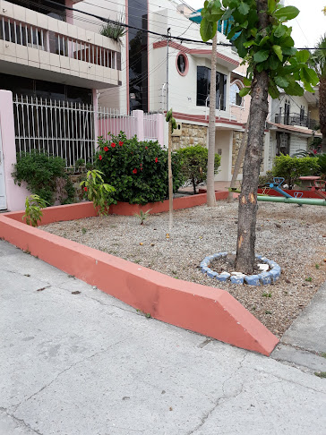 Bailoterapia DANCELIFE GUERRERO - Guayaquil