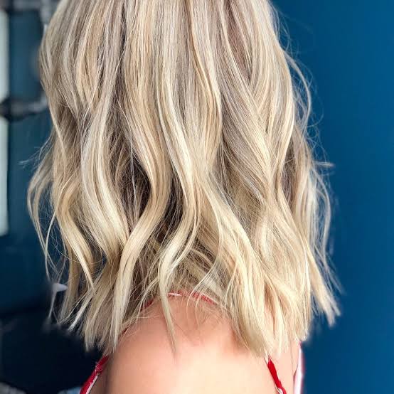 Buttery Tones Blonde Highlights