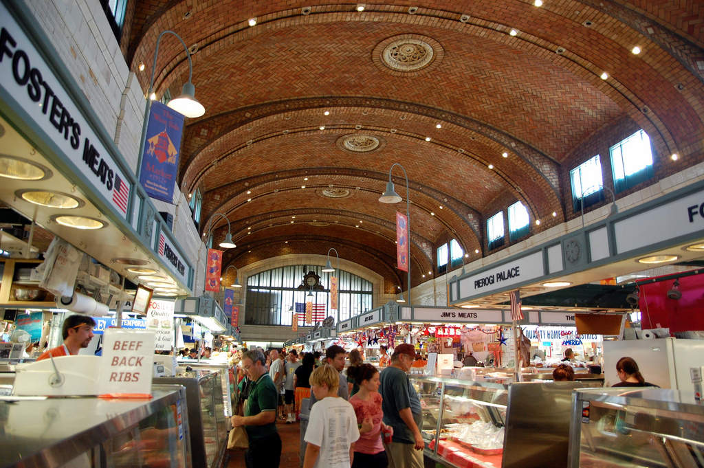 ... Cleveland Market Square ...