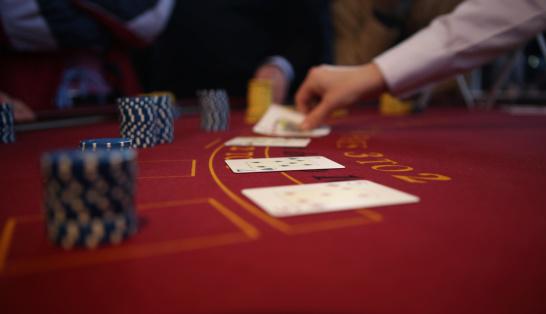 https://media.istockphoto.com/photos/casino-picture-id123065777?b=1&k=20&m=123065777&s=170667a&w=0&h=QKYQ9ftkwBa3LbouerMapwMH10_oCRjJYPuZ1i7_-7I=