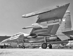 Индия уже вооружила российские самолеты тяжелыми ракетами, но не сама Россия Индия уже вооружила российские самолеты тяжелыми ракетами, но не сама Россия
