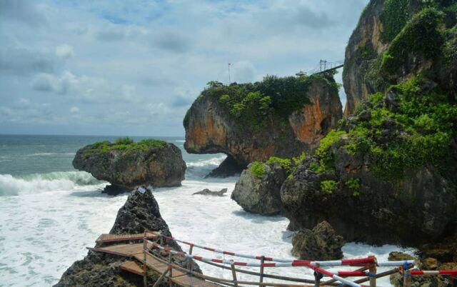 pantai siung