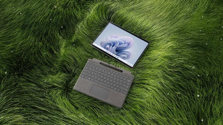 Microsoft Surface Laptop 5 and Surface Pro 9 