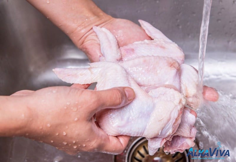 LOẠI BỎ SẠCH HOÀN TOÀN GIUN SÁN TRÊN THỰC PHẨM NHỜ NƯỚC ĐIỆN GIẢI ION KIỀM