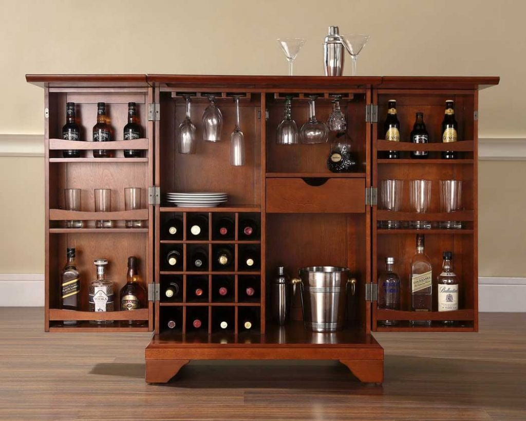 Lý do tủ rượu trang trí trở thành món đồ nội thất được nhiều gia đình sử dụng hiện nay