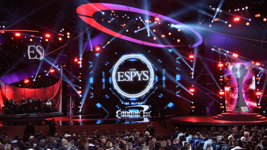 Klay Thompson, Stephen Curry, and the warriors were honored in the Espys Awards 2022: The 2022 NBA Champion was the Golden State Warriors
