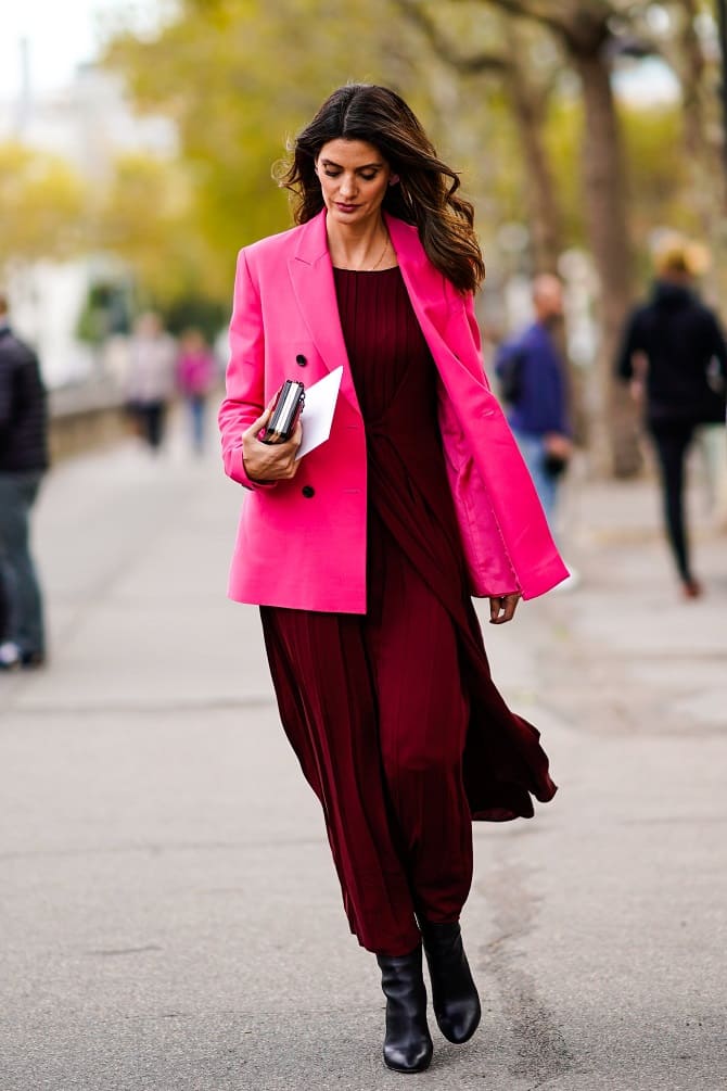 Burgundy color in clothes - a combination of 2022, photo 29